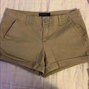 aéropostale khaki shorts
